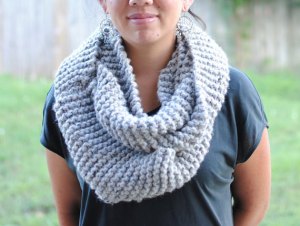 chunky hand knit scarf 